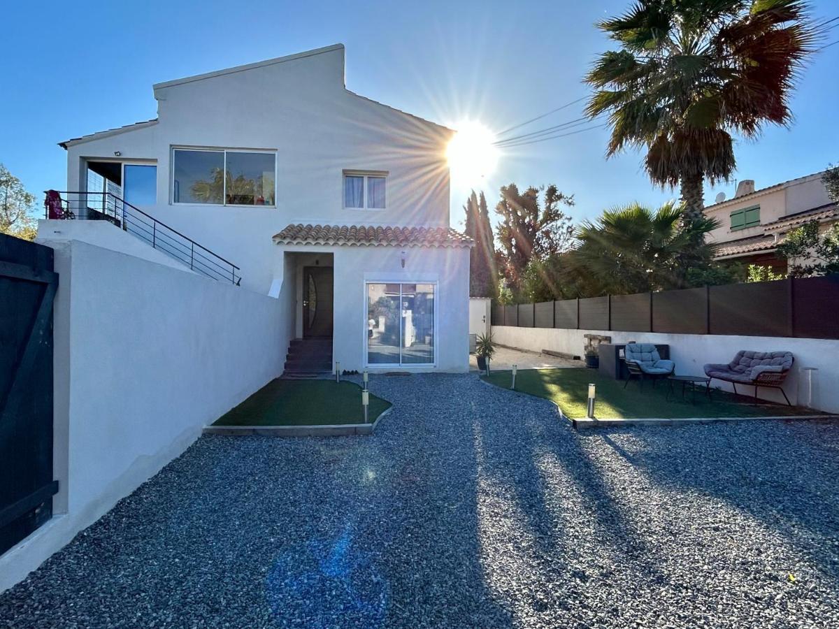 Charmant Studio Dans Villa - Parking - Jardin Ла Сен-сюр-Мер Екстериор снимка